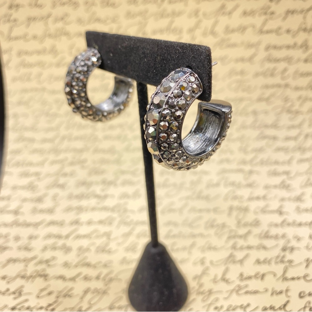 BANANA REPUBLIC Hoop Earrings Gray Rhinestone Chunky Glam Post Pierced Sparkly